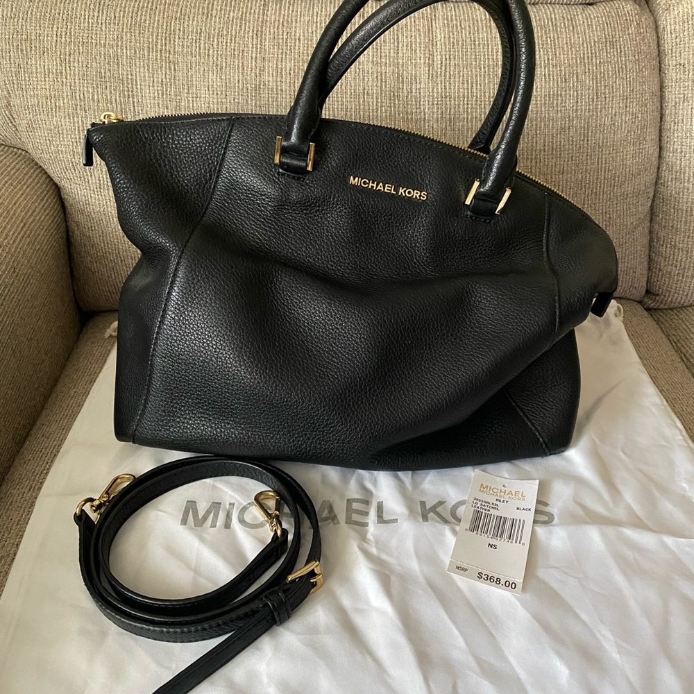 Michael Kors Riley Large Satchel